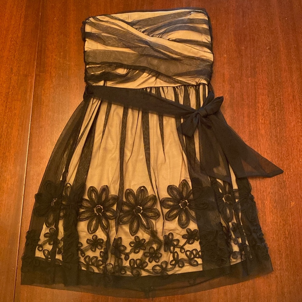 Mystic Dress Black Lace over Champagne lined, Strapless M Medium wedding / party
